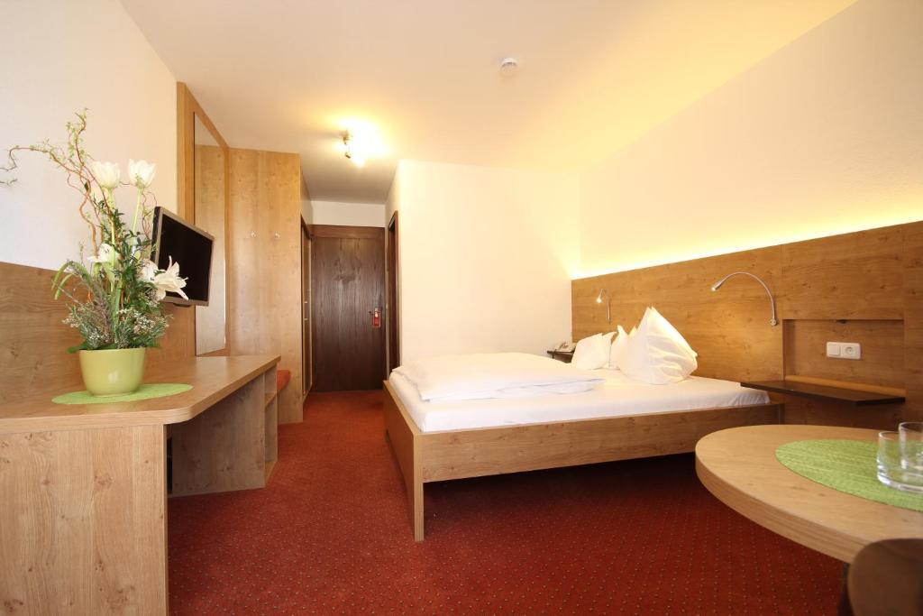 Isar Hotel Φράιζινγκ Δωμάτιο φωτογραφία