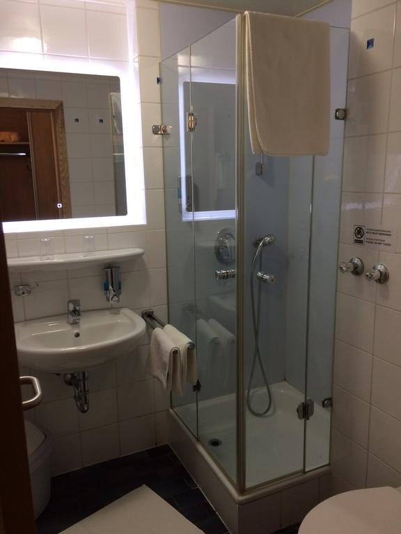 Isar Hotel Φράιζινγκ Εξωτερικό φωτογραφία